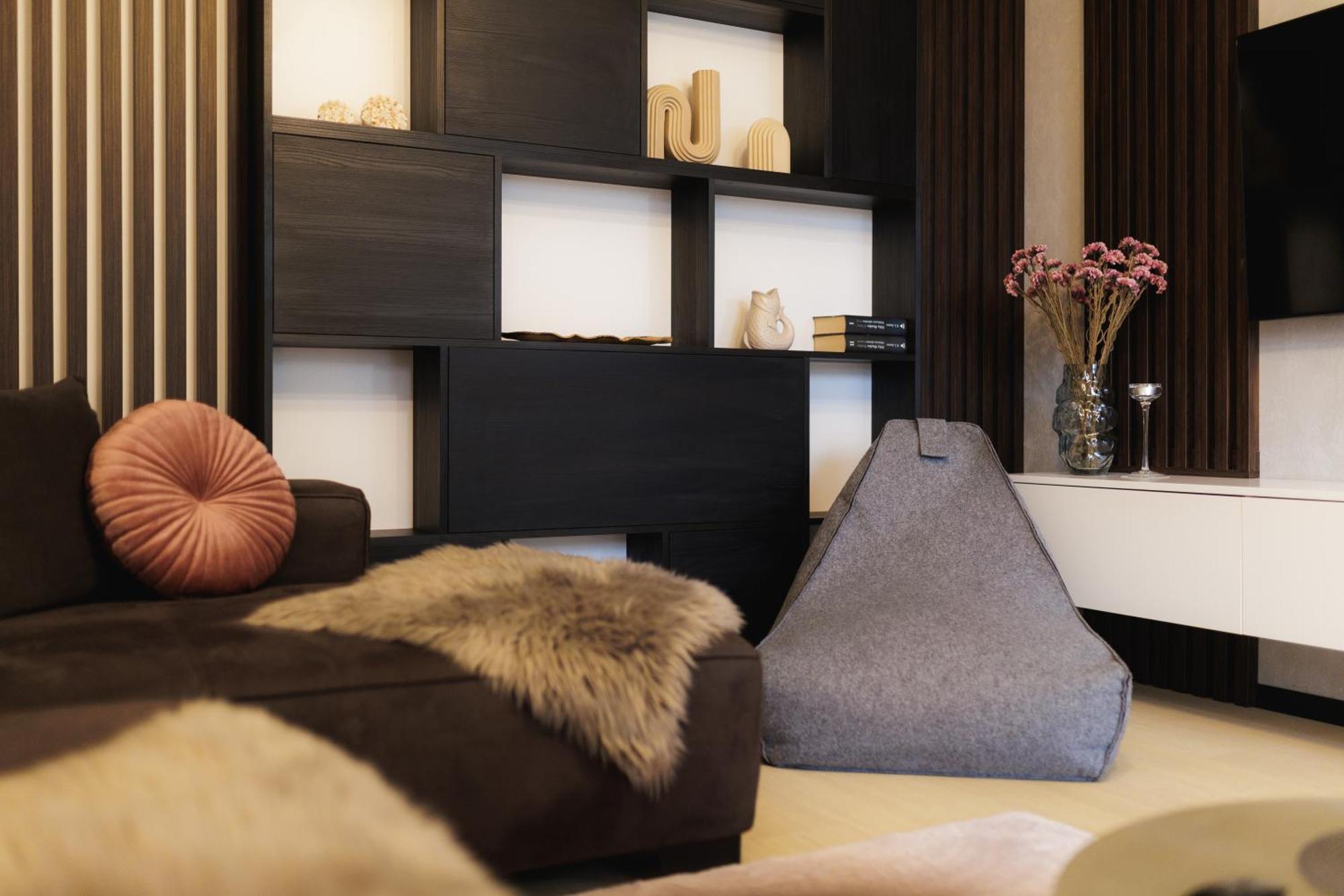 Rose Luxury Apartment & 24H Self Check-In With Private Parking บันสกาบิสตรีตซา ภายนอก รูปภาพ